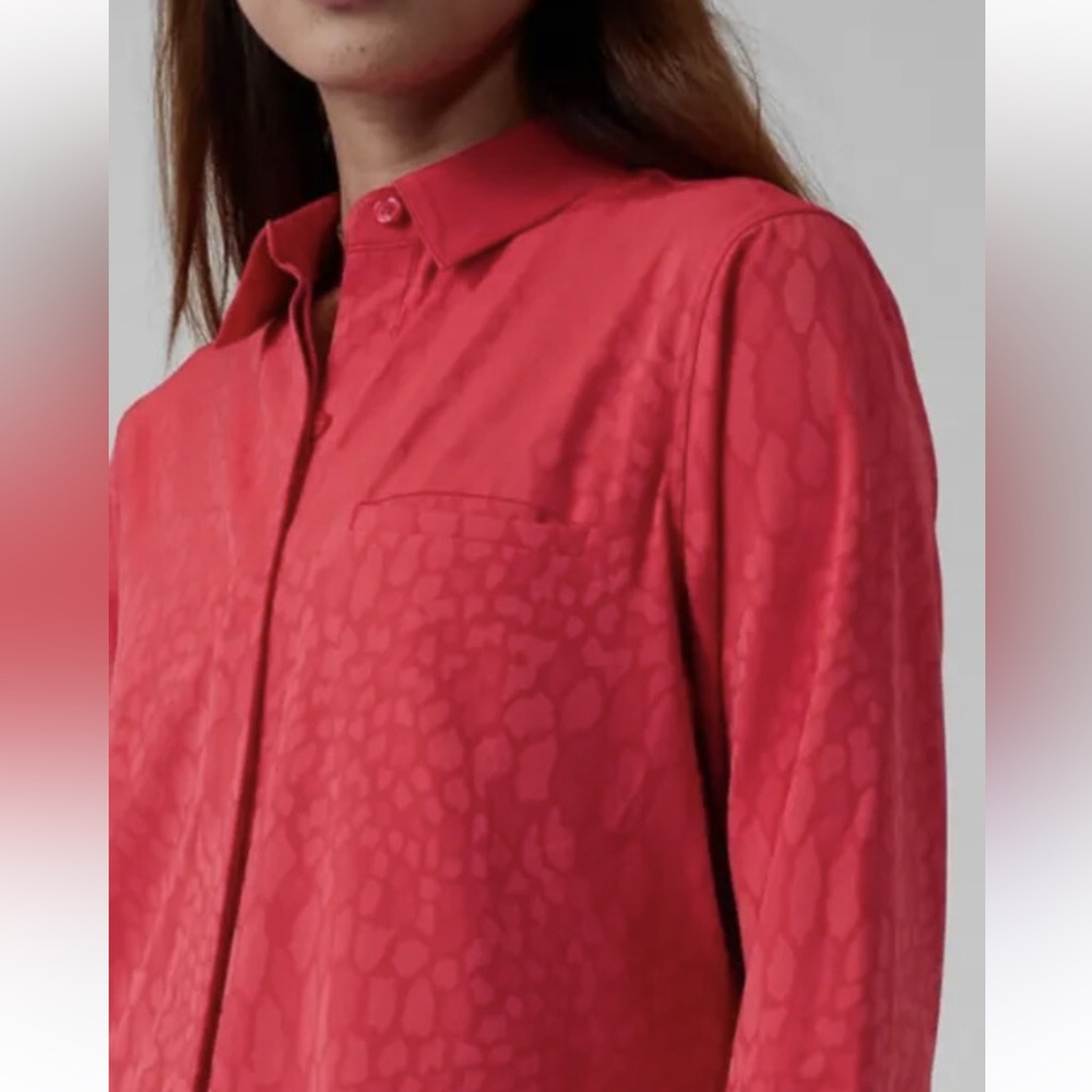 Athleta Urbanite Red Patterned Button Down Tunic … - image 8
